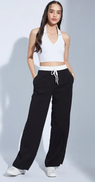 Women Relaxed Black Lycra Blend Trousers